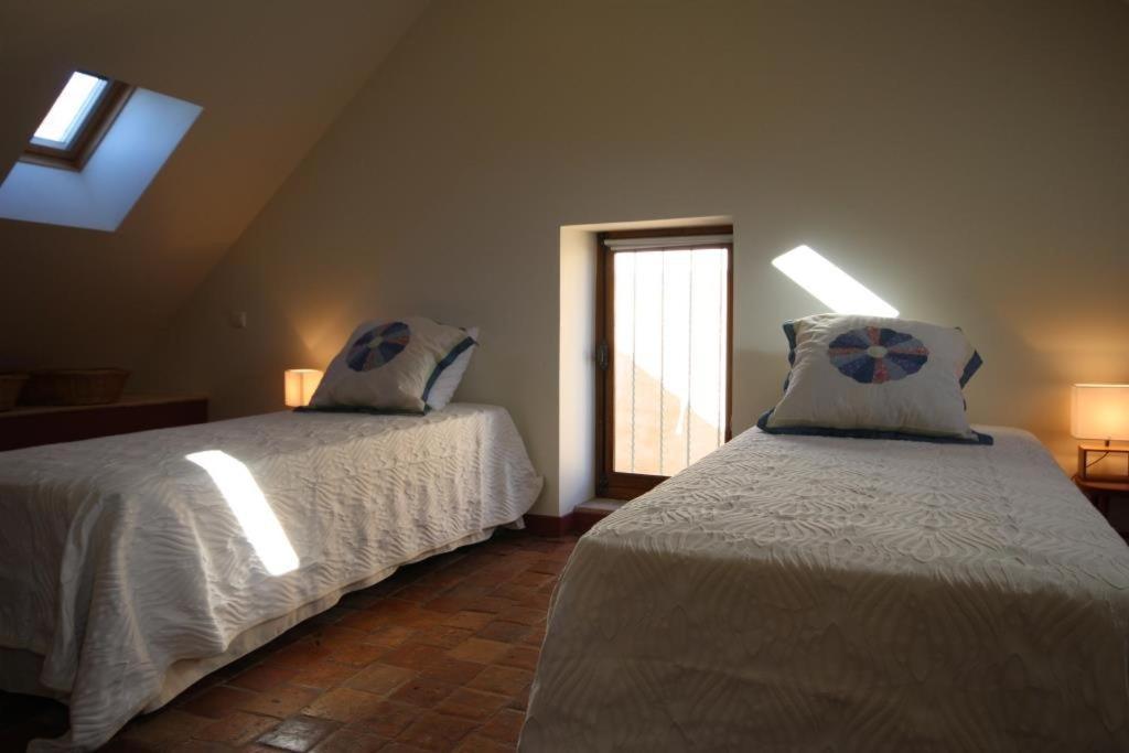 La Maison D'A Cote Saint-Amand-en-Puisaye Bagian luar foto