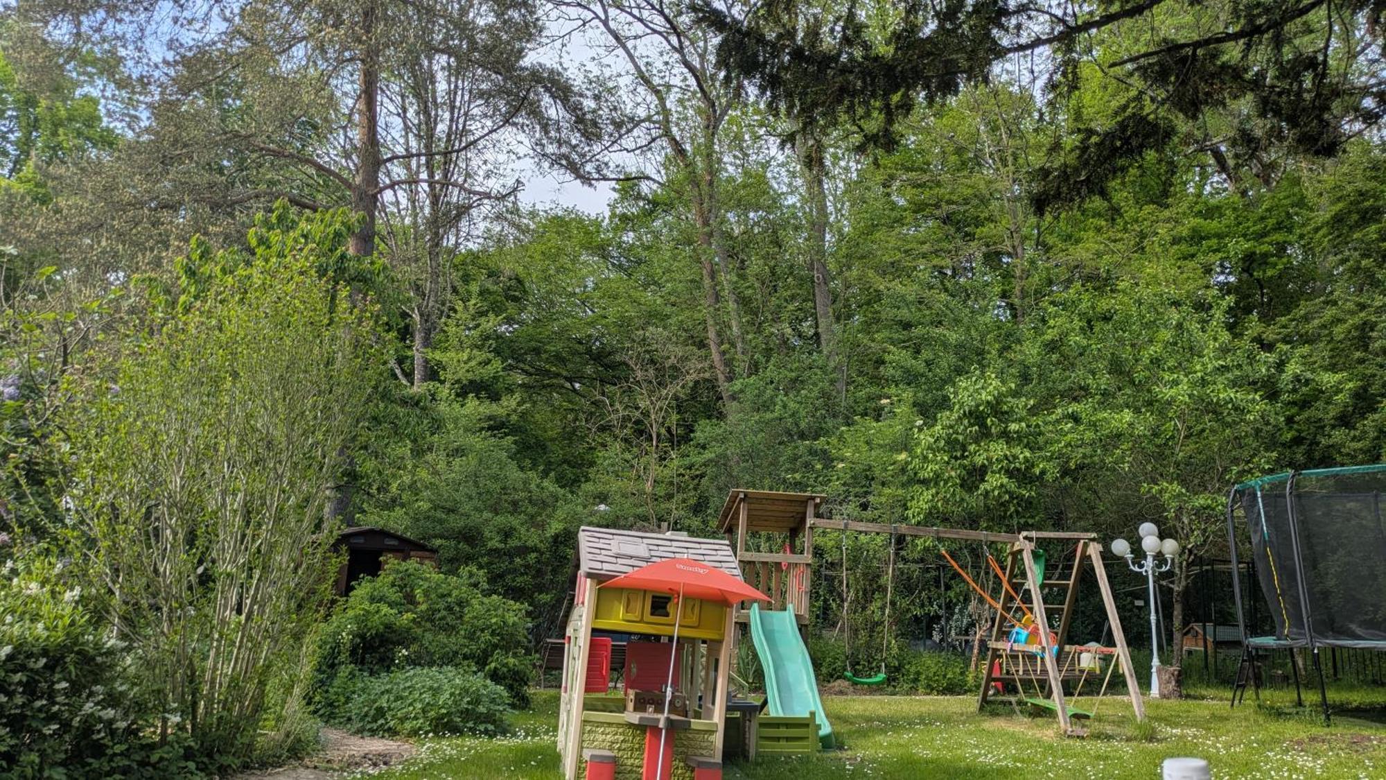 La Maison D'A Cote Saint-Amand-en-Puisaye Bagian luar foto