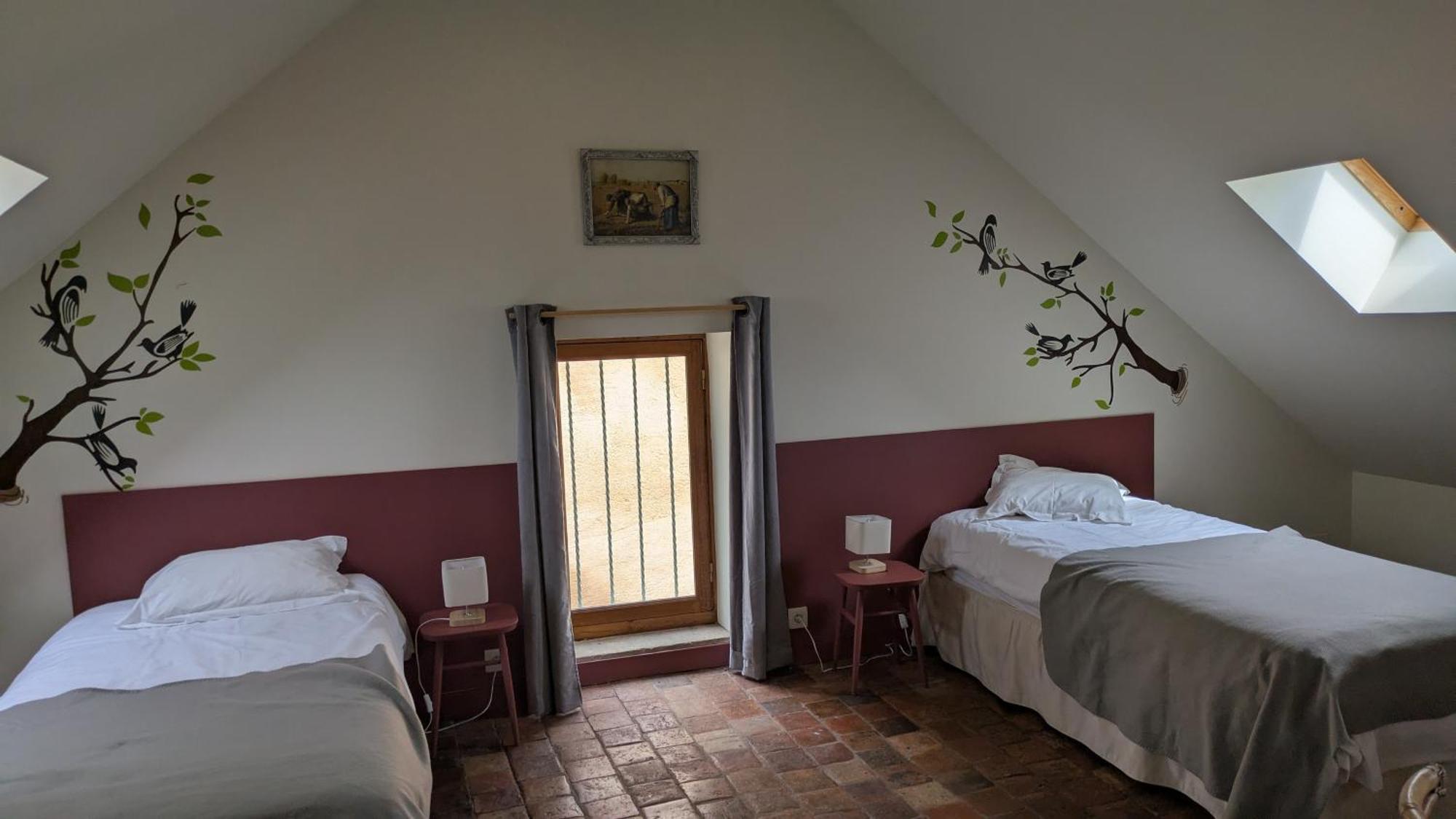 La Maison D'A Cote Saint-Amand-en-Puisaye Bagian luar foto