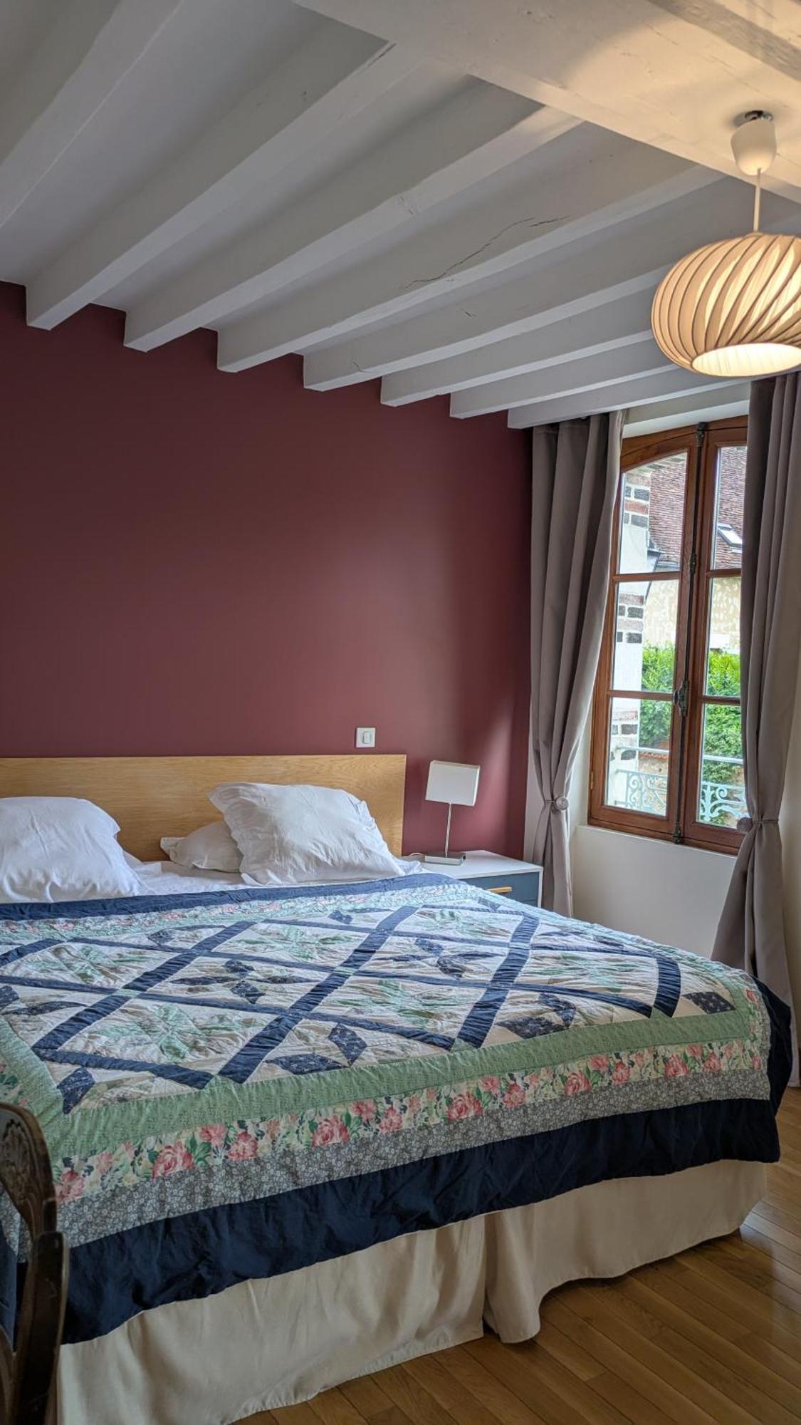 La Maison D'A Cote Saint-Amand-en-Puisaye Bagian luar foto