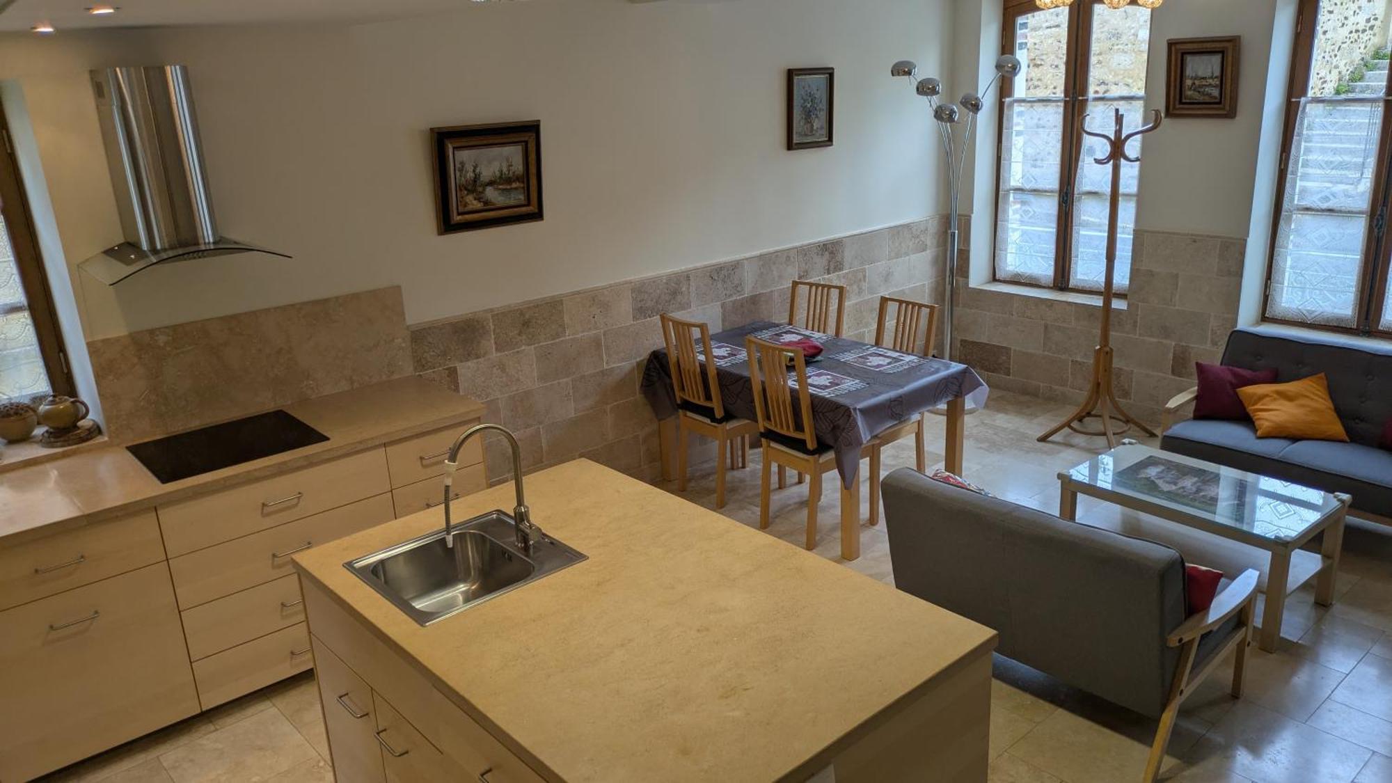 La Maison D'A Cote Saint-Amand-en-Puisaye Bagian luar foto